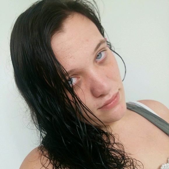 Meet your Posher, Tamica - Picture 1 of 1